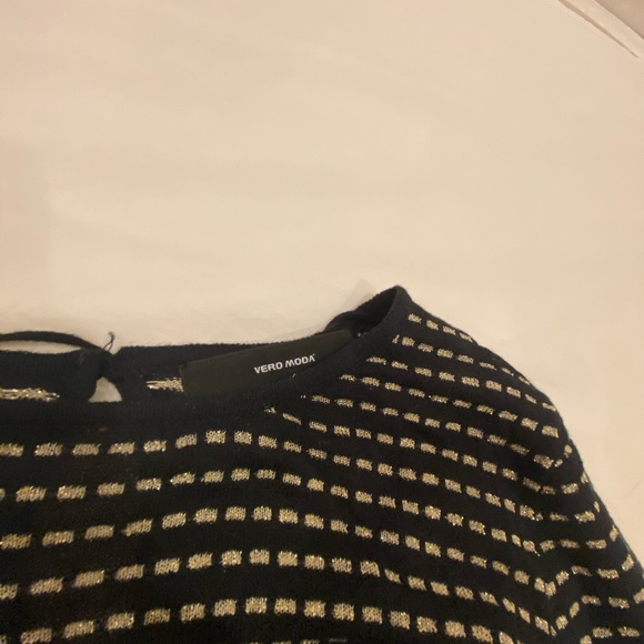 Vera Moda Sweater - Picture 3 of 3